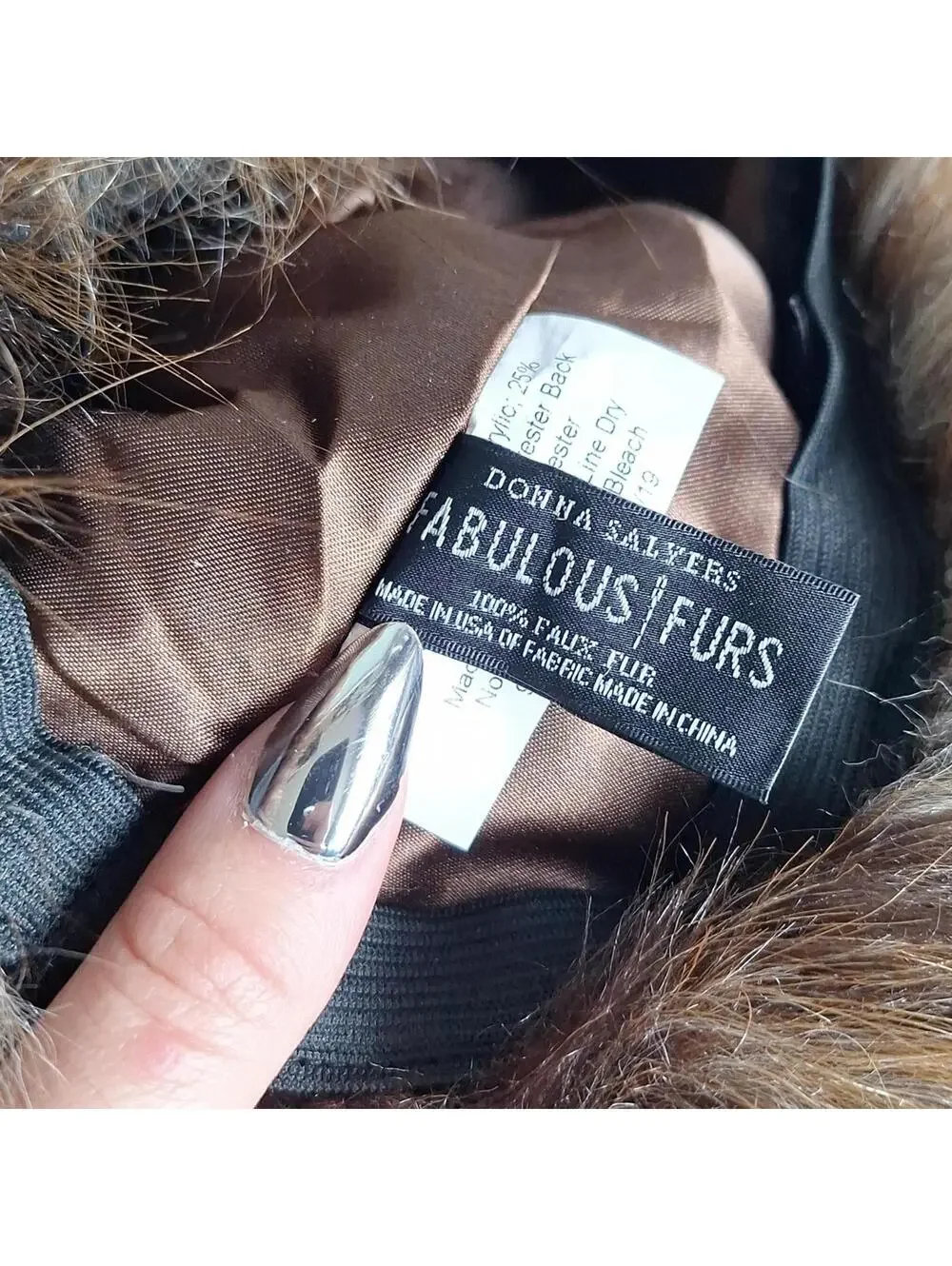 Nwot Donna Salyers Fabulous Furs 100% Faux Fur Hat